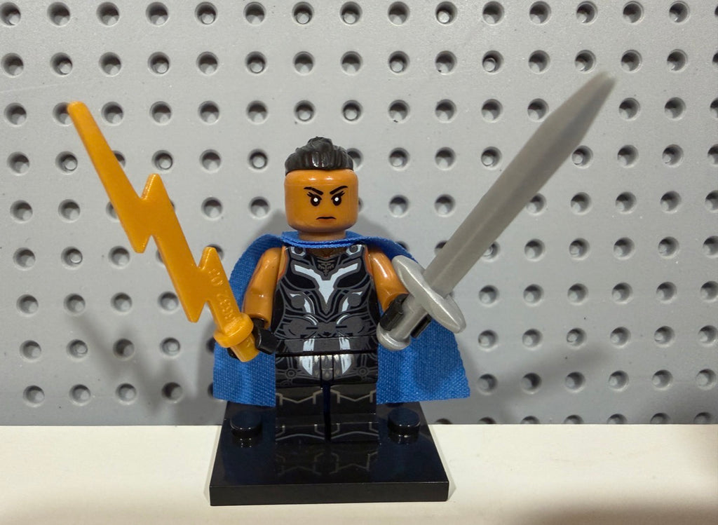 Valkyrie Thor Marvel CUSTOM Minifigure
