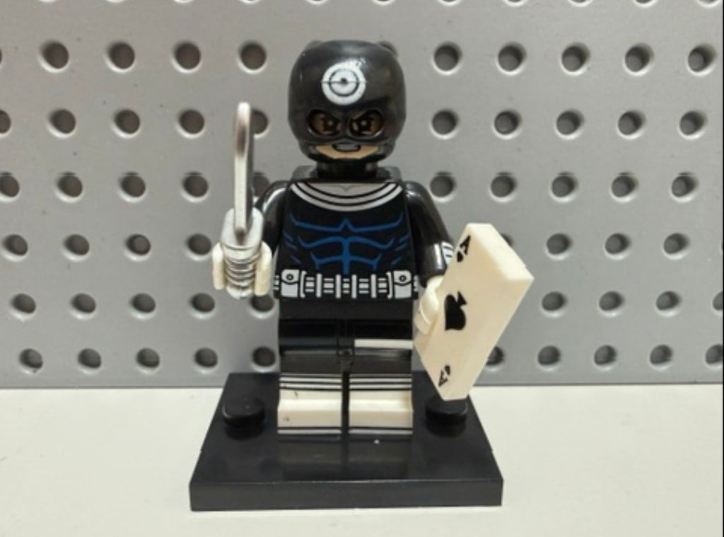 Bullseye Daredevil Marvel Super Heros CUSTOM Minifigure